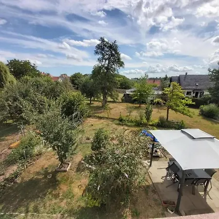 Lumineux A De 75 M² Avec 3 Apartamento Kutzenhausen